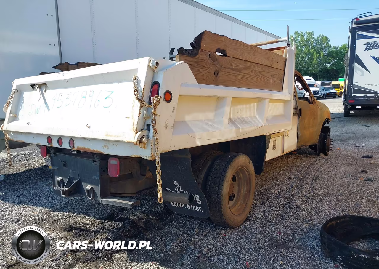 2005 Ford F-450 VIN:1FDXF47P35EB33154 - 4