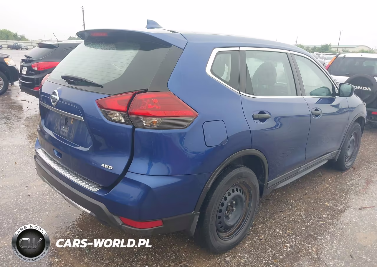 2018 Nissan Rogue S VIN:5N1AT2MV3JC791763 - 4