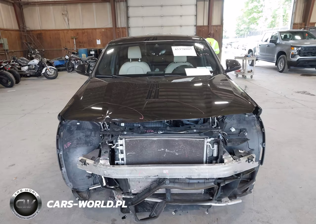 2018 BMW X2 xDrive28I VIN:WBXYJ5C35JEF77376 - 13