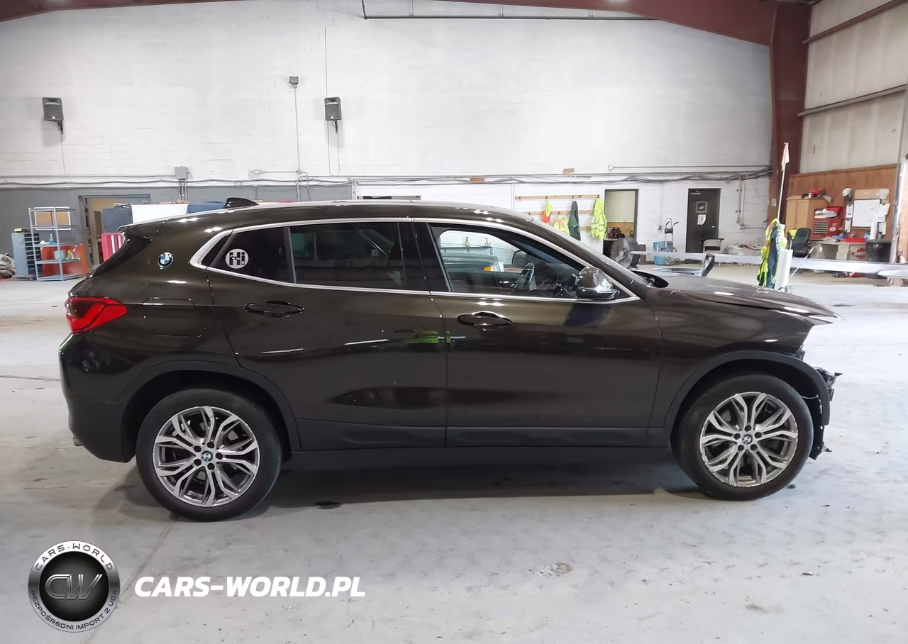 2018 BMW X2 xDrive28I VIN:WBXYJ5C35JEF77376 - 14