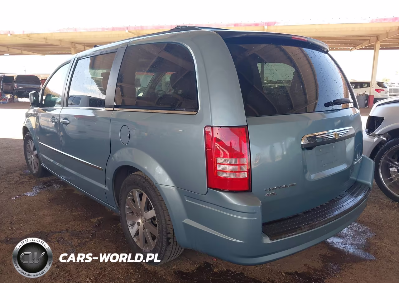 2009 Chrysler Town & Country Touring VIN:2A8HR54X69R633885 - 3