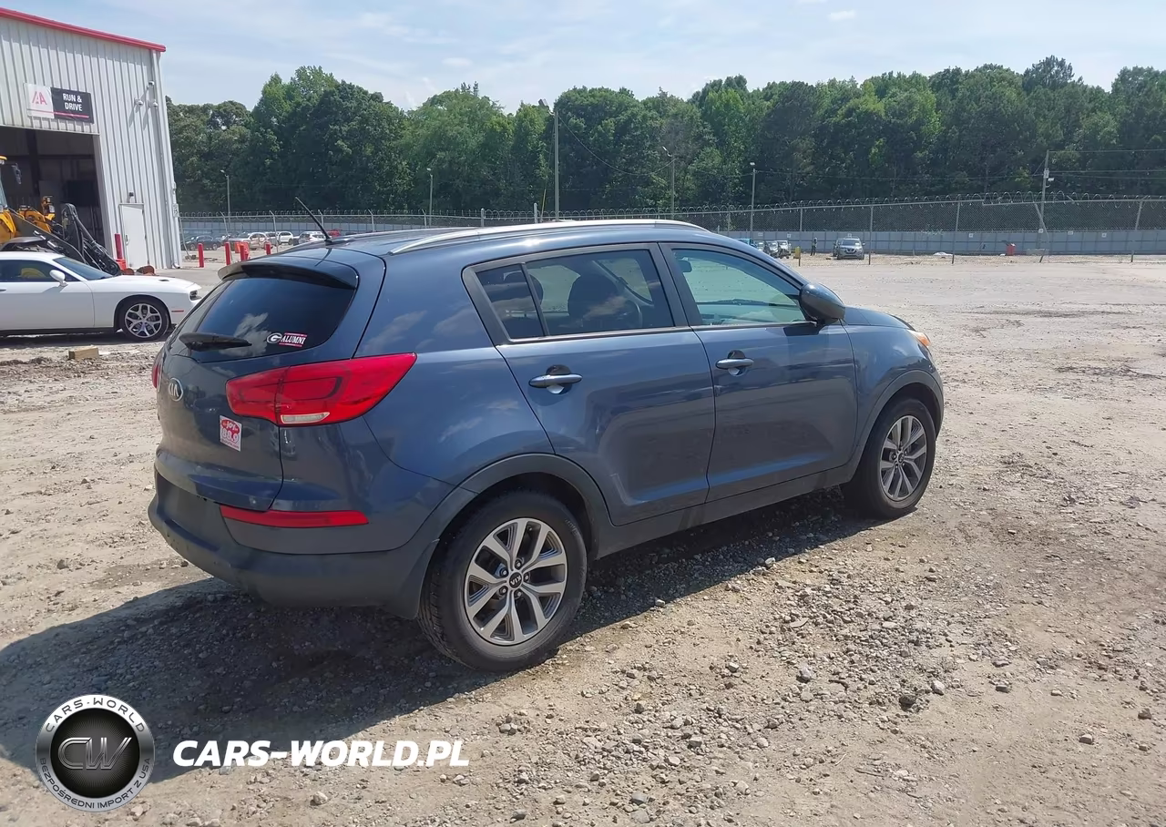 2016 Kia Sportage Lx VIN:KNDPB3AC4G7866336 - 4