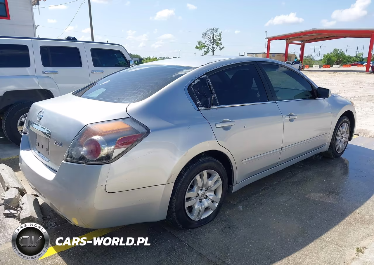 2010 Nissan Altima 2.5 S VIN:1N4AL2AP8AN458463 - 4