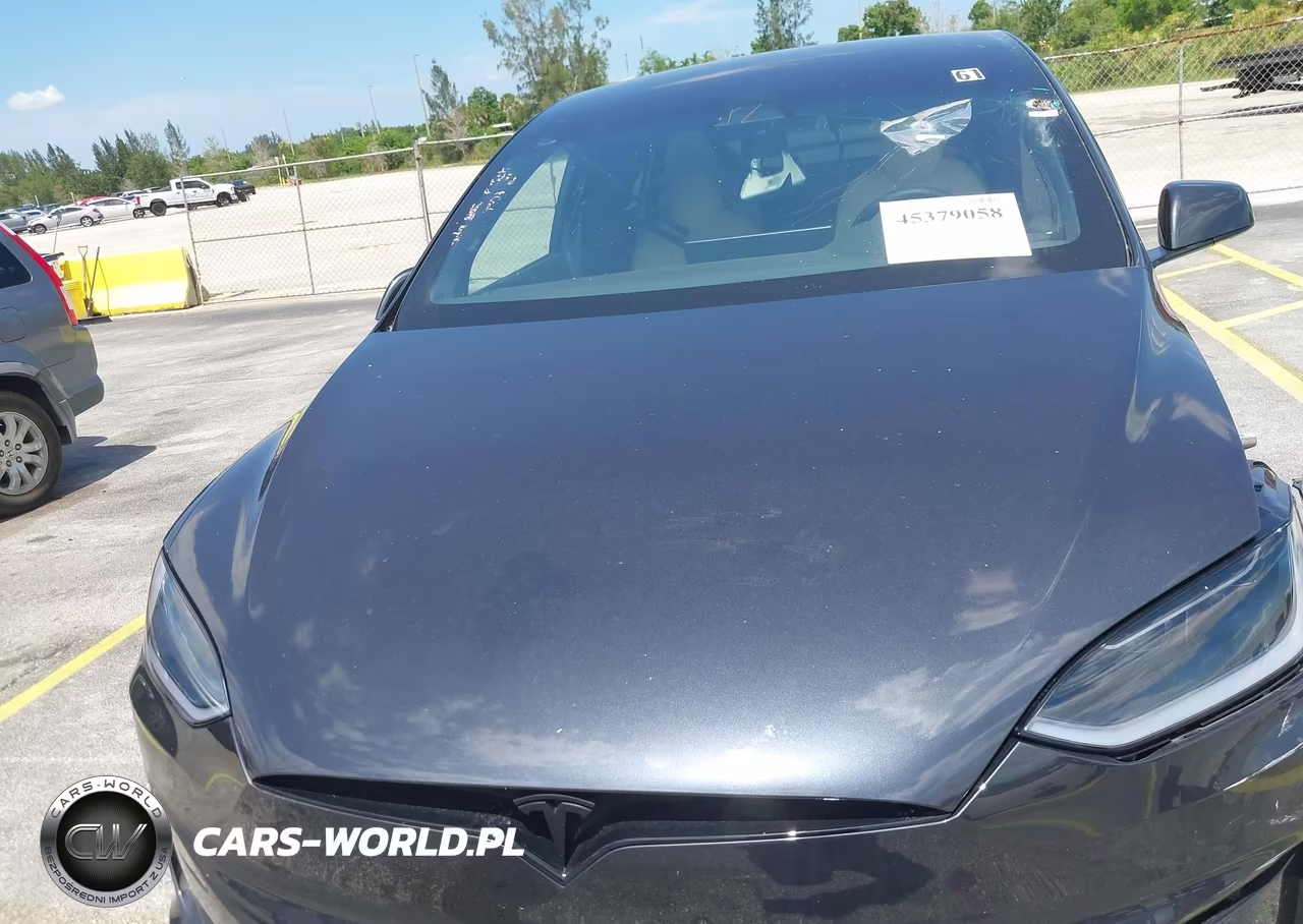 2026 Tesla Model X All-Wheel Drive VIN:7SAXCBE51TF473212 - 10