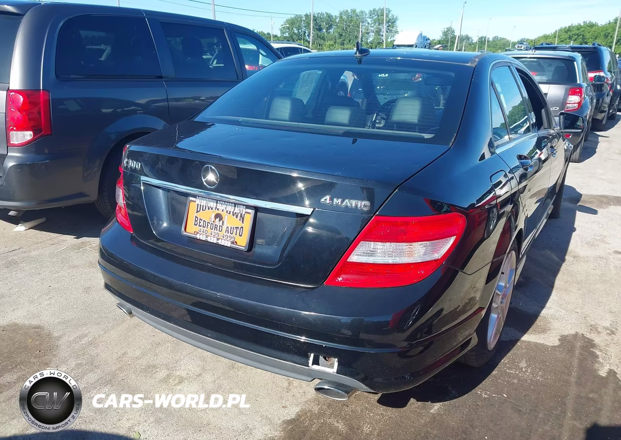2010 Mercedes-Benz C 300 Luxury 4Matic-Sport 4Matic VIN:WDDGF8BBXAF366756 - 4