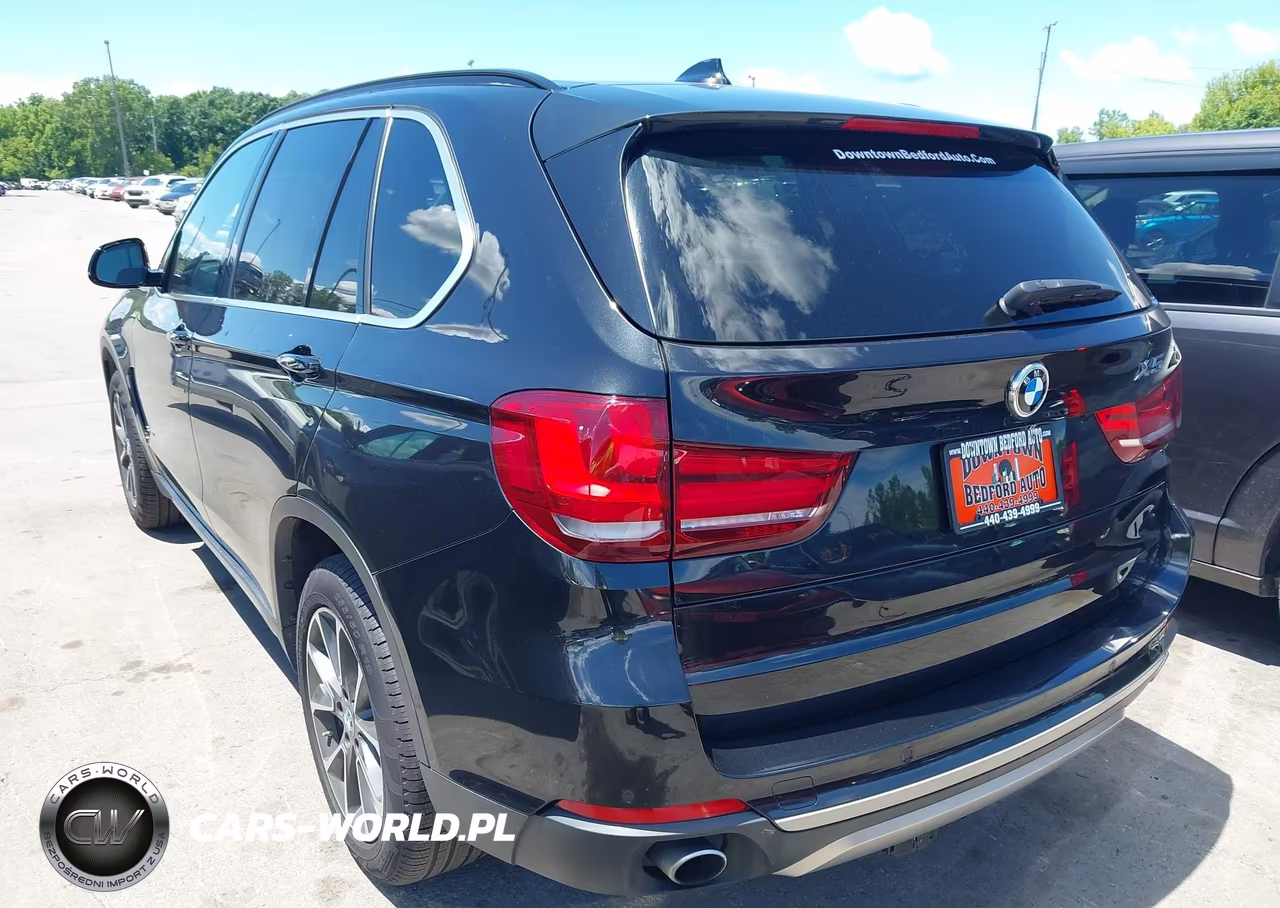 2015 BMW X5 xDrive35I VIN:5UXKR0C5XF0K57633 - 3