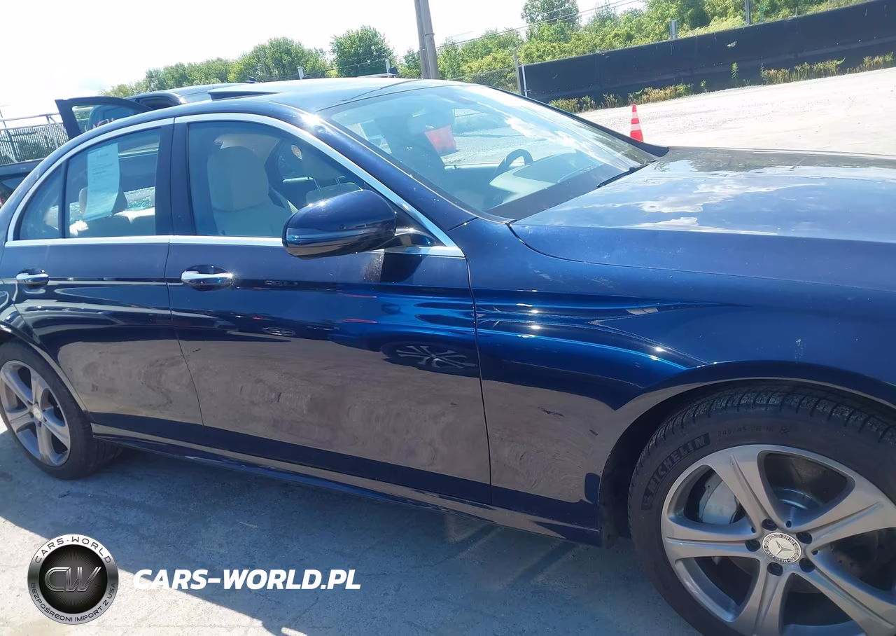 2017 Mercedes-Benz E 300 4Matic VIN:WDDZF4KBXHA195306 - 13
