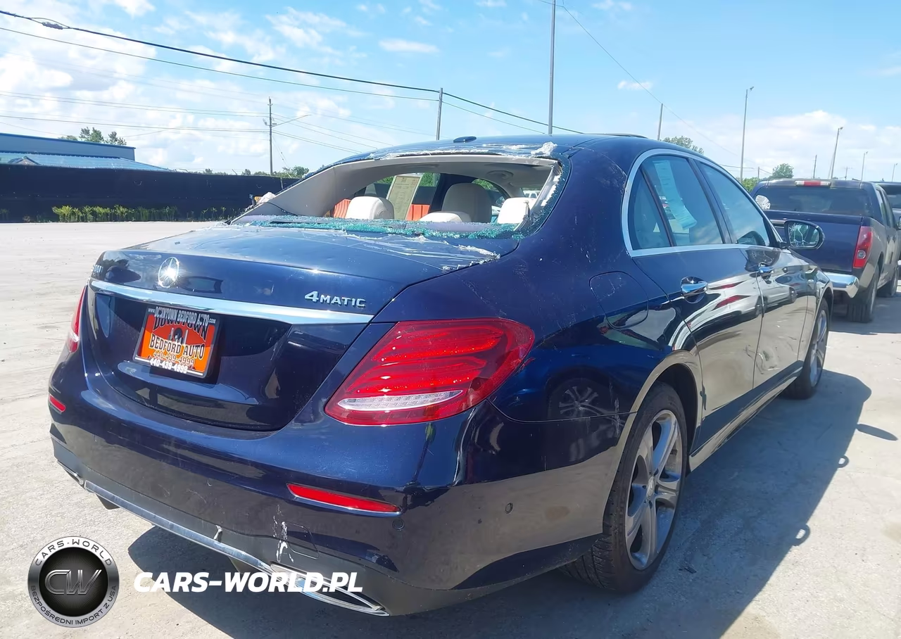 2017 Mercedes-Benz E 300 4Matic VIN:WDDZF4KBXHA195306 - 4
