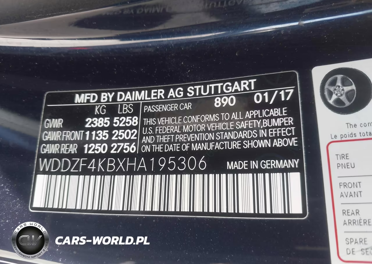 2017 Mercedes-Benz E 300 4Matic VIN:WDDZF4KBXHA195306 - 9
