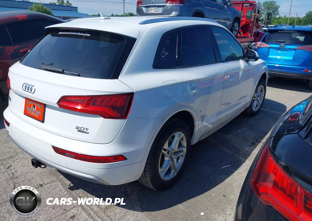 2018 Audi Q5 2.0T Premium-2.0T Tech Premium VIN:WA1ANAFY1J2153589 - 4