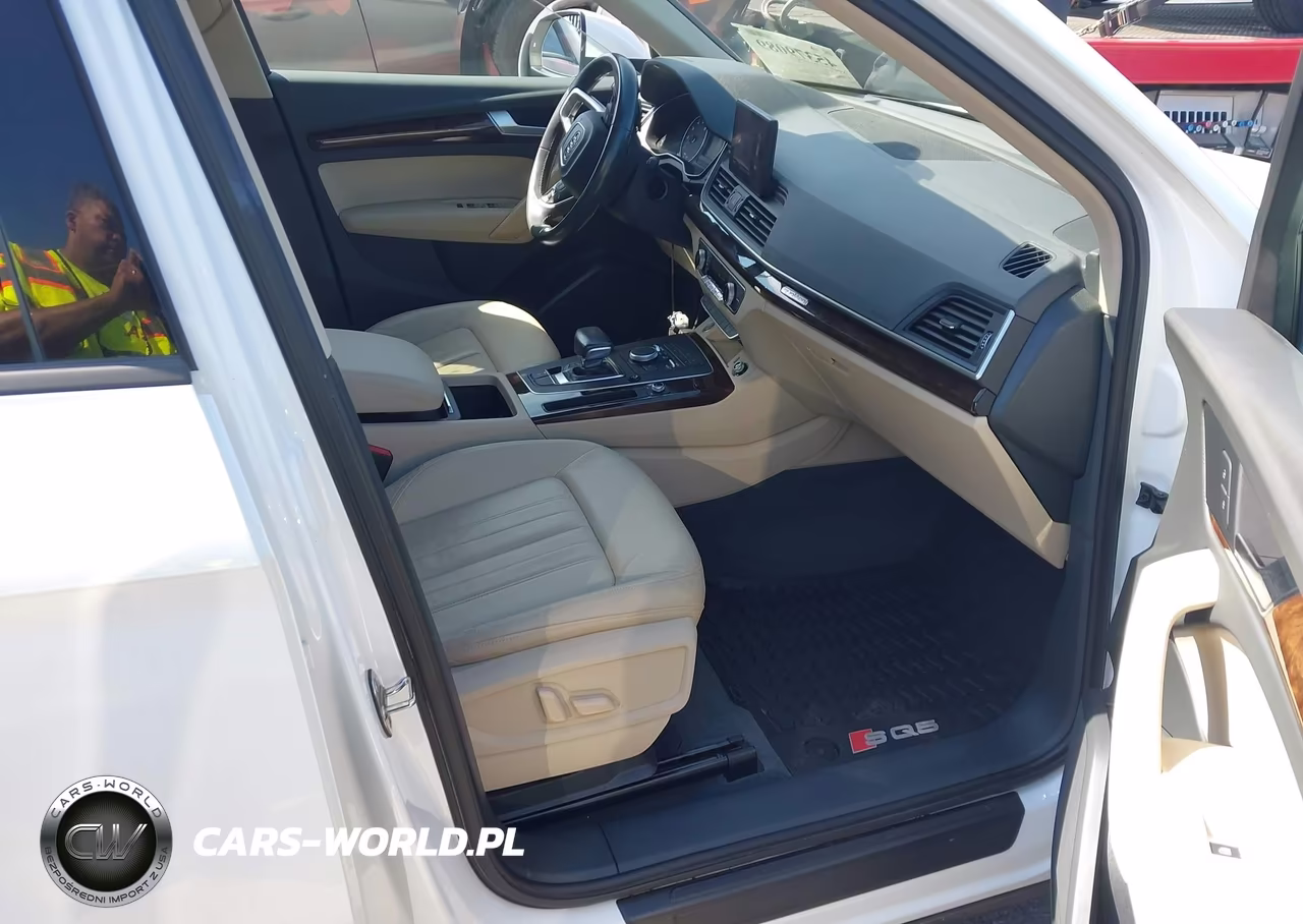 2018 Audi Q5 2.0T Premium-2.0T Tech Premium VIN:WA1ANAFY1J2153589 - 5