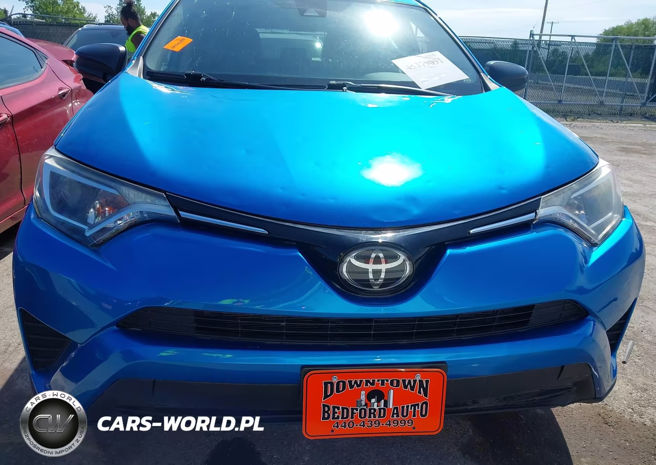 2018 Toyota Rav4 Le VIN:JTMBFREV6JJ734220 - 12