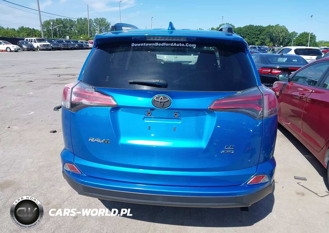2018 Toyota Rav4 Le VIN:JTMBFREV6JJ734220 - 16