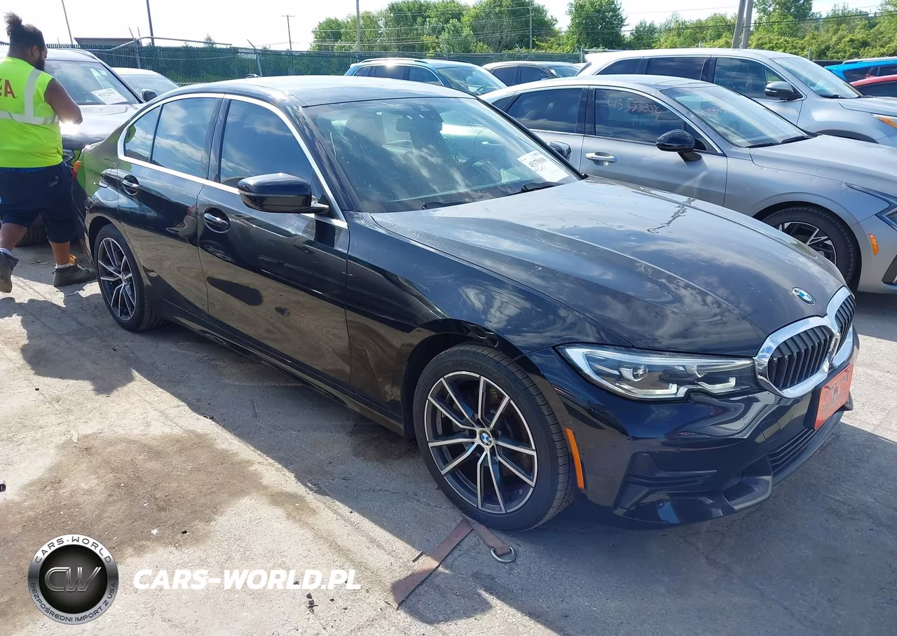 2020 BMW 330I xDrive – zdjęcie 1 z 16