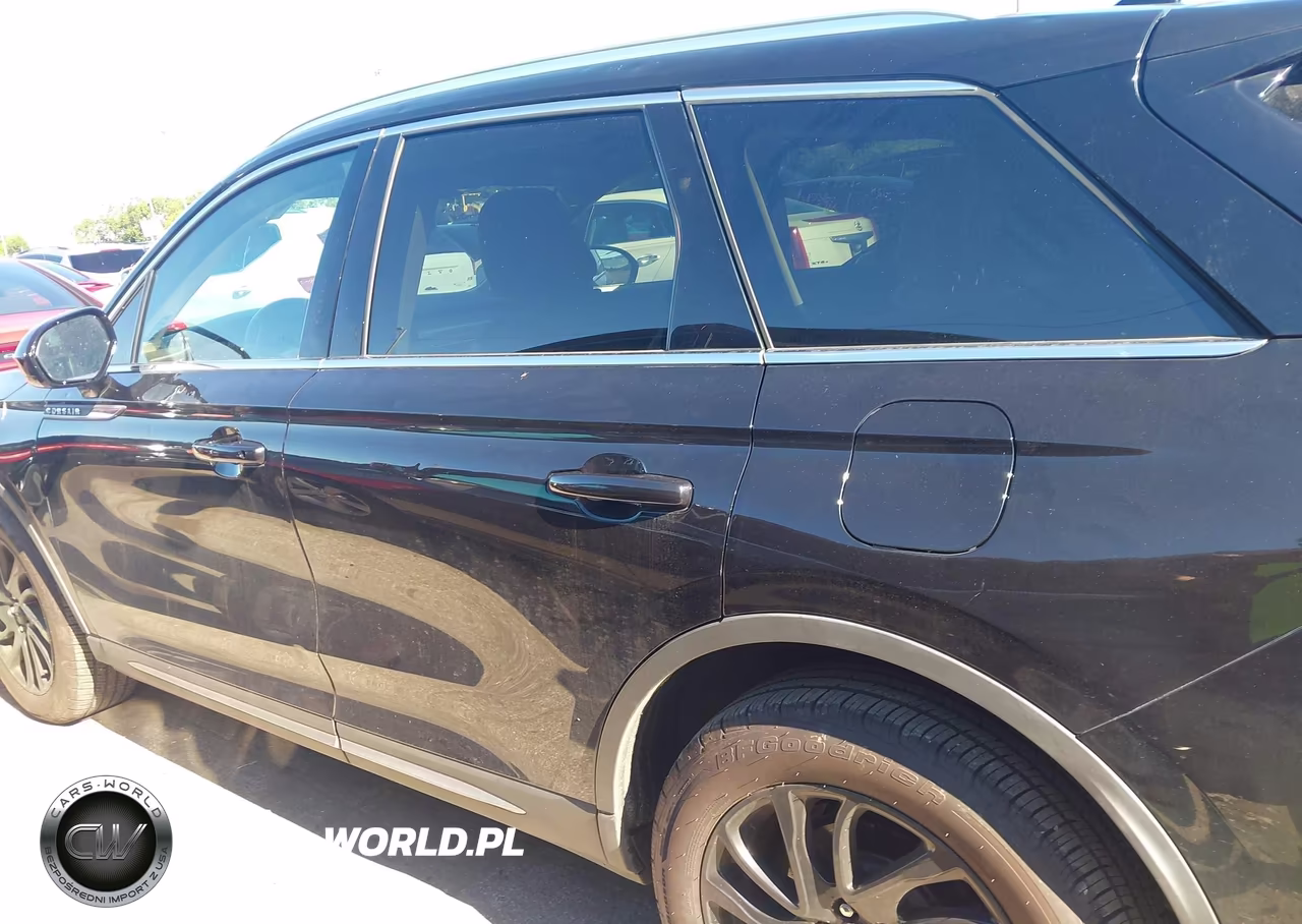 2020 Lincoln Corsair Standard VIN:5LMCJ1C90LUL15607 - 14