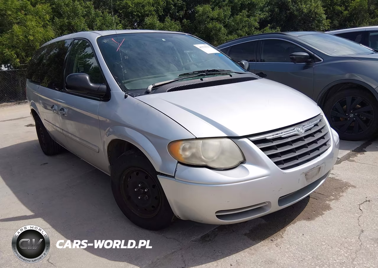 2006 Chrysler Town & Country Lx