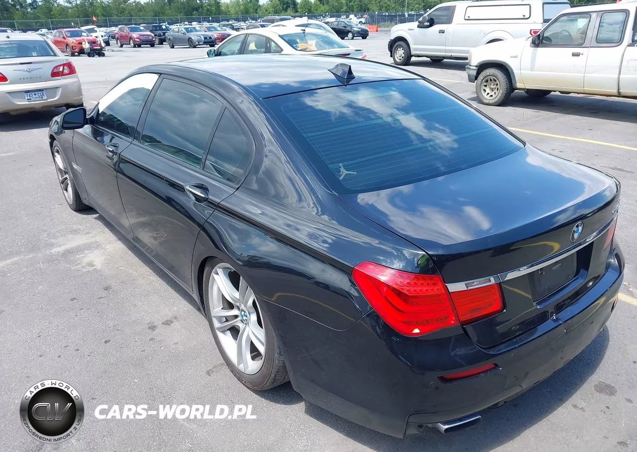 2012 BMW 750Li xDrive VIN:WBAKC8C59CC435962 - 3