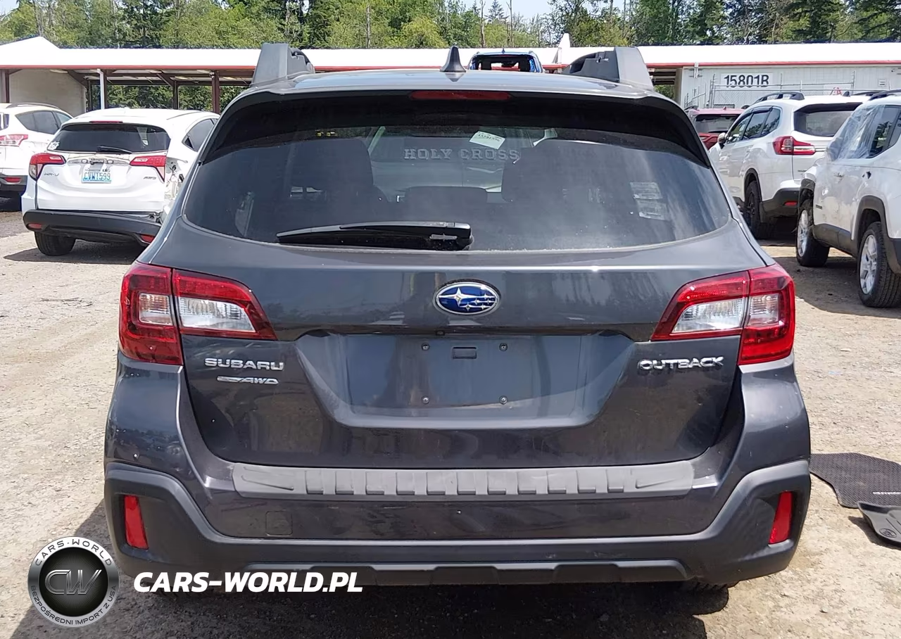 2019 Subaru Outback 2.5I Premium VIN:4S4BSAFCXK3345639 - 16