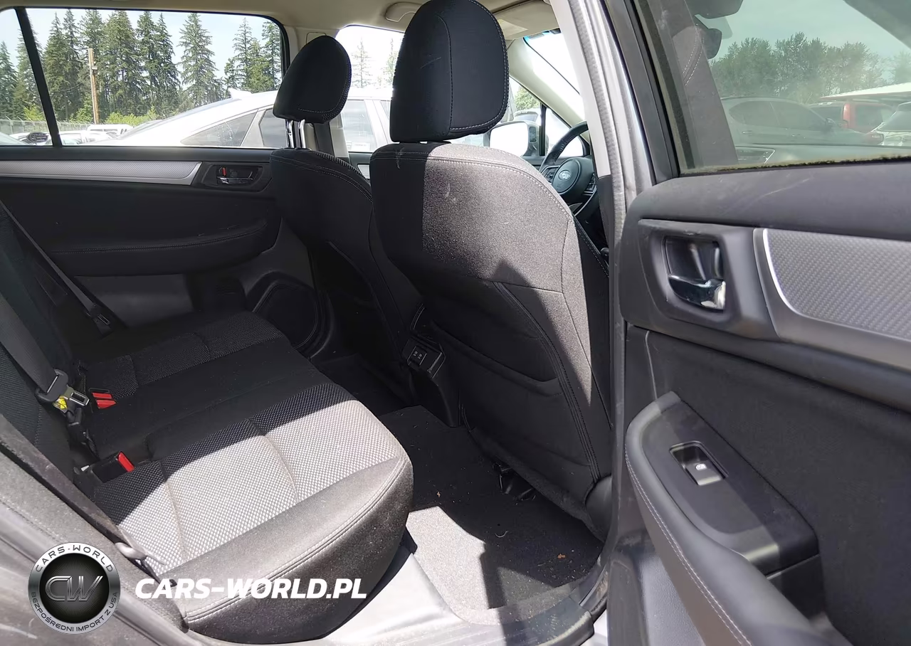 2019 Subaru Outback 2.5I Premium VIN:4S4BSAFCXK3345639 - 8
