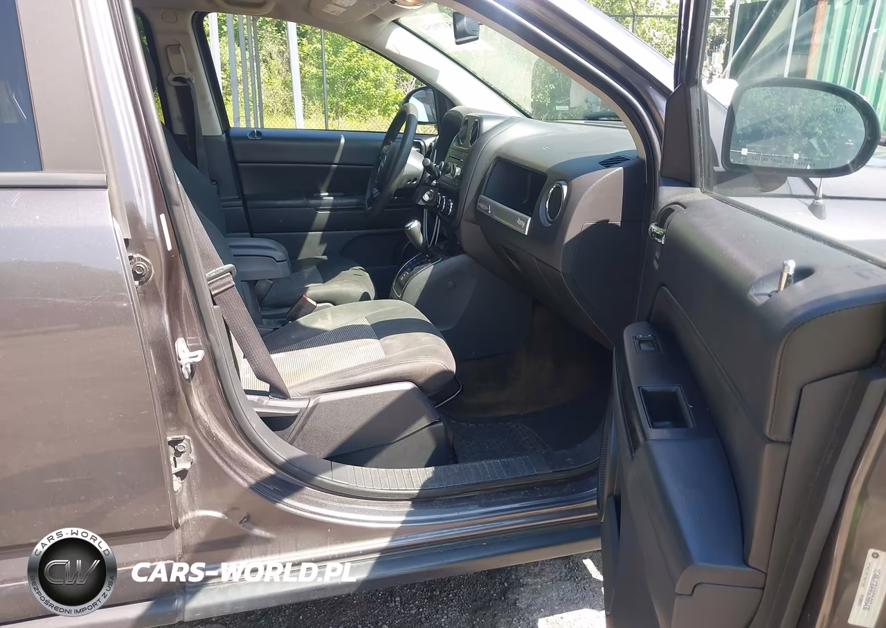 2016 Jeep Compass Sport VIN:1C4NJCBA9GD665430 - 5