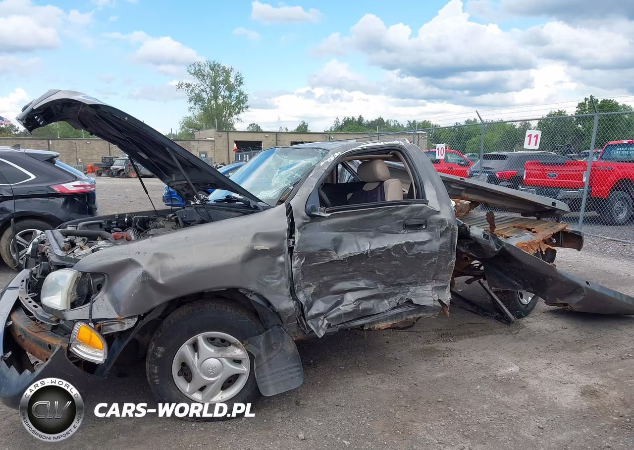 2003 Toyota Tundra VIN:5TBJN321X3S336715 - 6