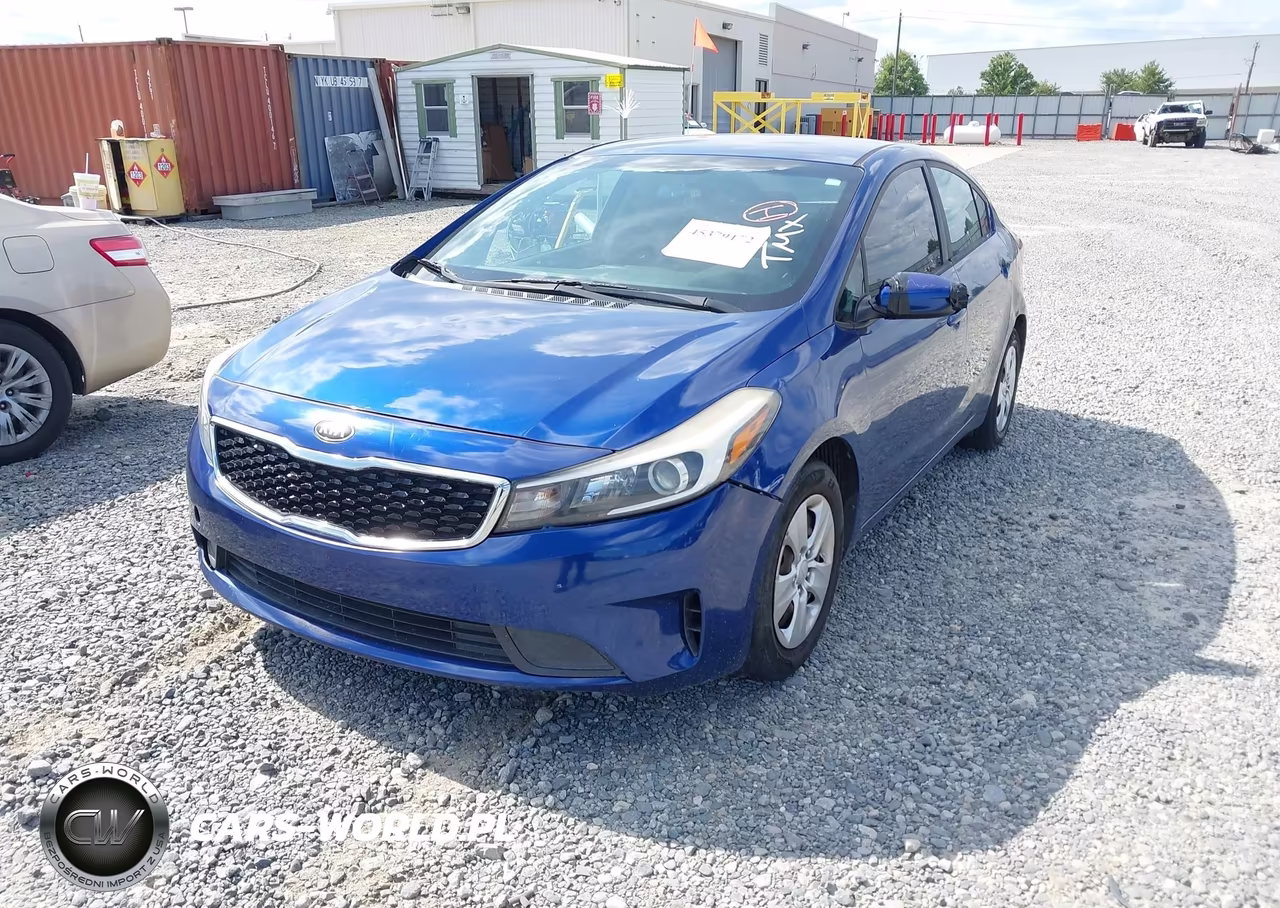 2017 Kia Forte Lx VIN:3KPFK4A79HE038949 - 6