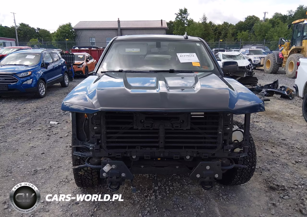 2018 Chevrolet Silverado 1500 1Lt VIN:3GCUKREC6JG643937 - 13