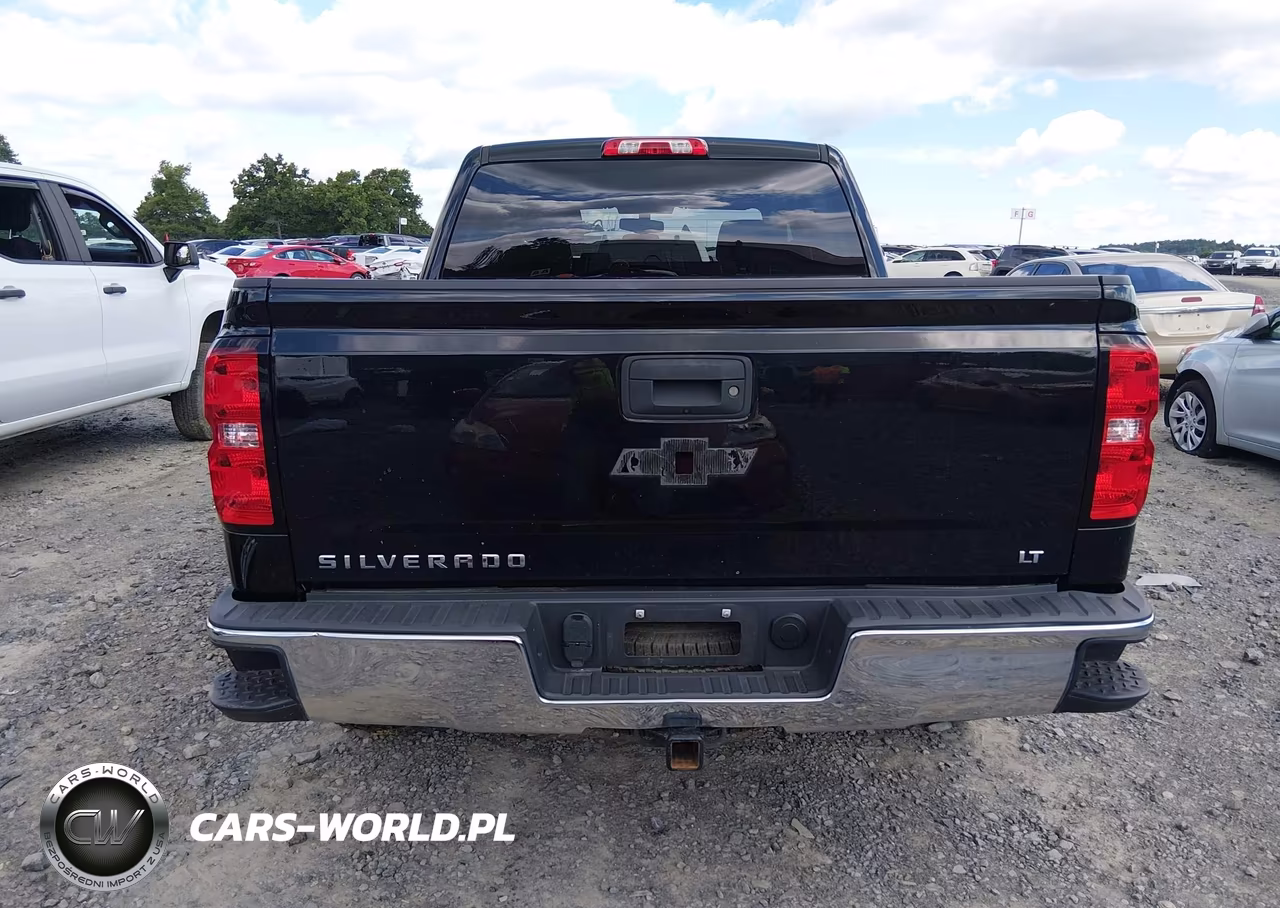 2018 Chevrolet Silverado 1500 1Lt VIN:3GCUKREC6JG643937 - 17