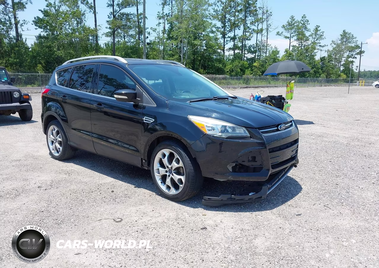 2016 Ford Escape Titanium – zdjęcie 1 z 11