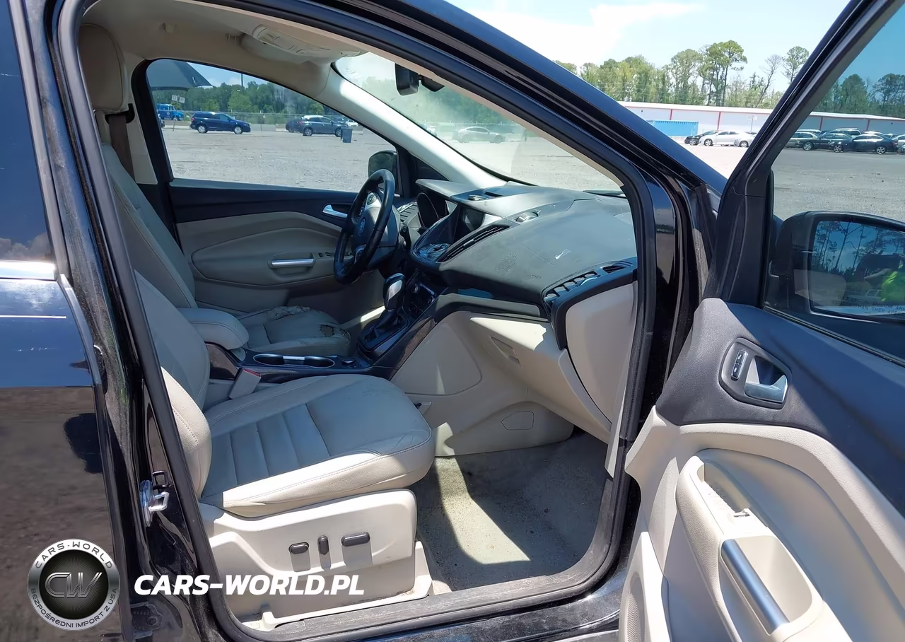 2016 Ford Escape Titanium VIN:1FMCU0JX7GUB12001 - 5