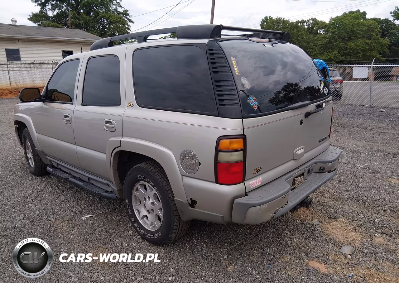2004 Chevrolet Tahoe Z71 VIN:1GNEK13T34R154867 - 3