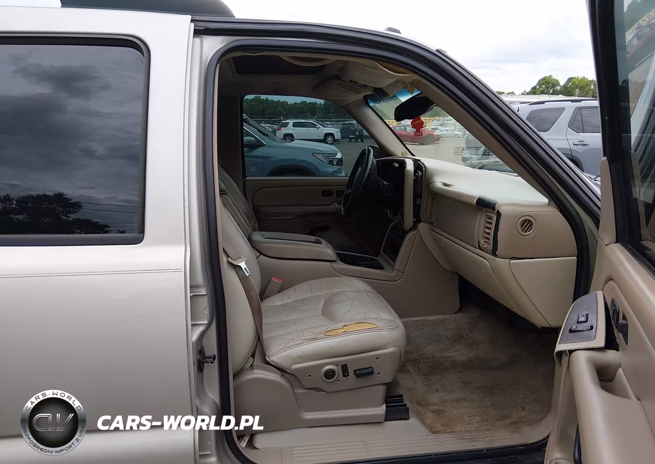 2004 Chevrolet Tahoe Z71 VIN:1GNEK13T34R154867 - 5