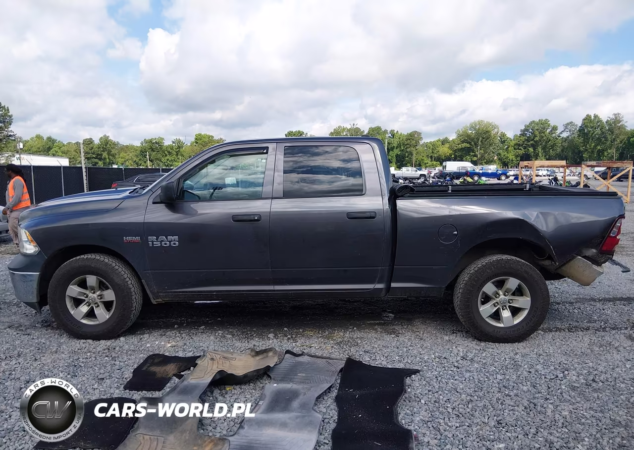 2018 Ram 1500 Tradesman 4X4 6'4 Box VIN:1C6RR7ST7JS282325 - 14