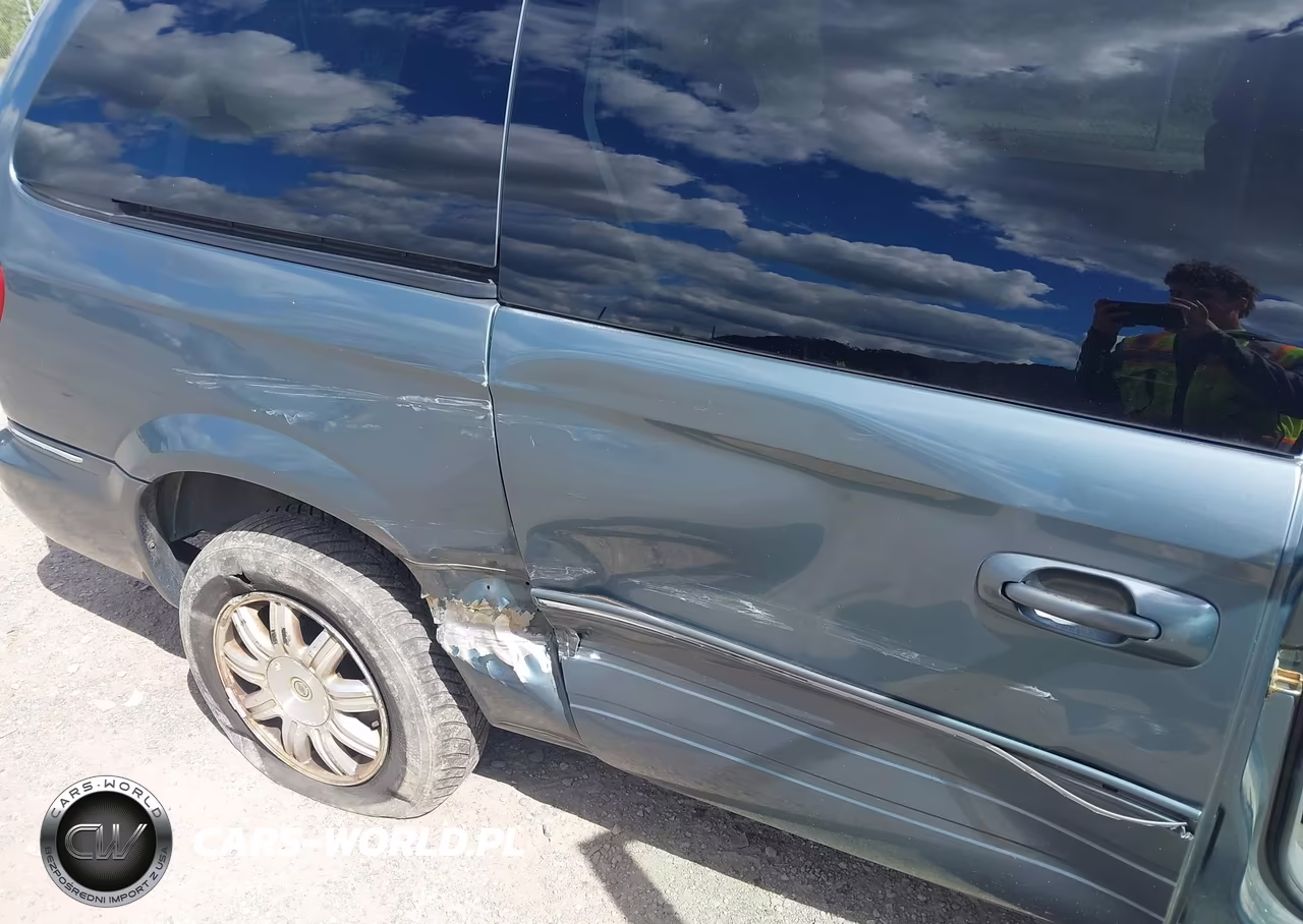 2006 Chrysler Town & Country Touring VIN:2A4GP54L36R808217 - 6