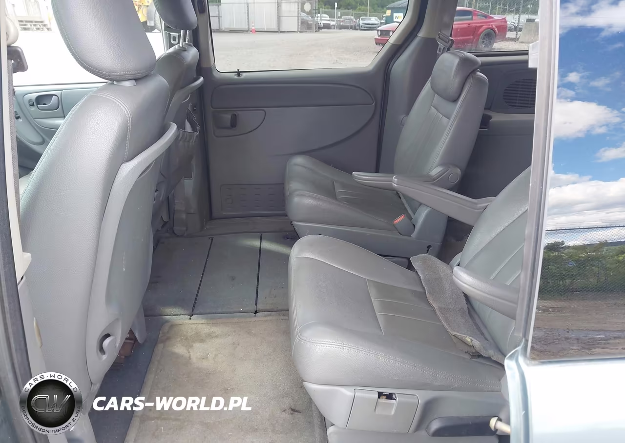 2006 Chrysler Town & Country Touring VIN:2A4GP54L36R808217 - 8