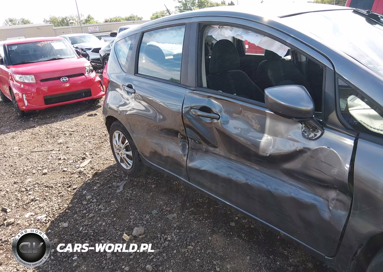 2016 Nissan Versa Note S (Sr)-S Plus-Sl-Sr-Sv VIN:3N1CE2CP7GL361308 - 6