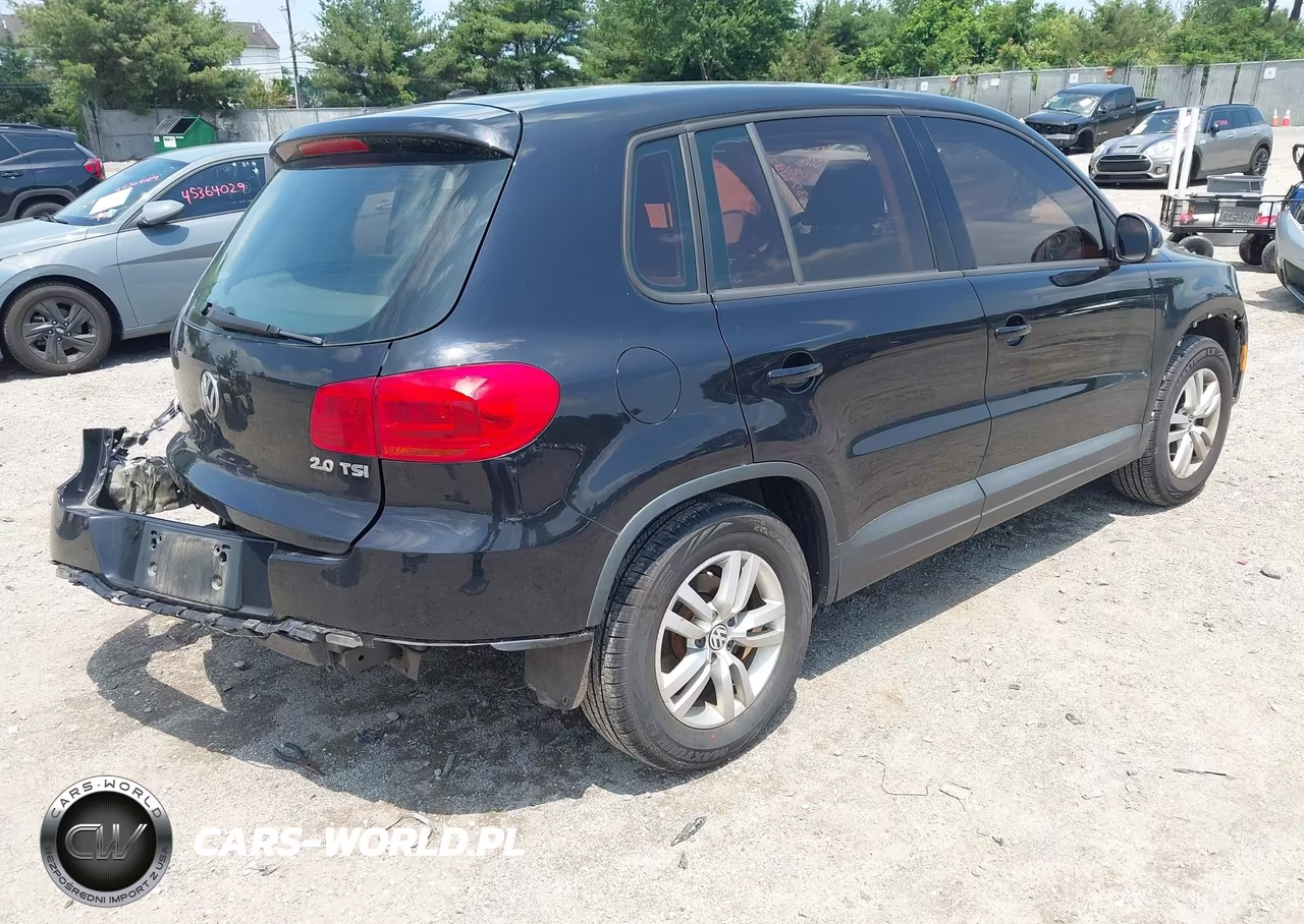 2013 Volkswagen Tiguan S VIN:WVGAV7AX6DW539005 - 4