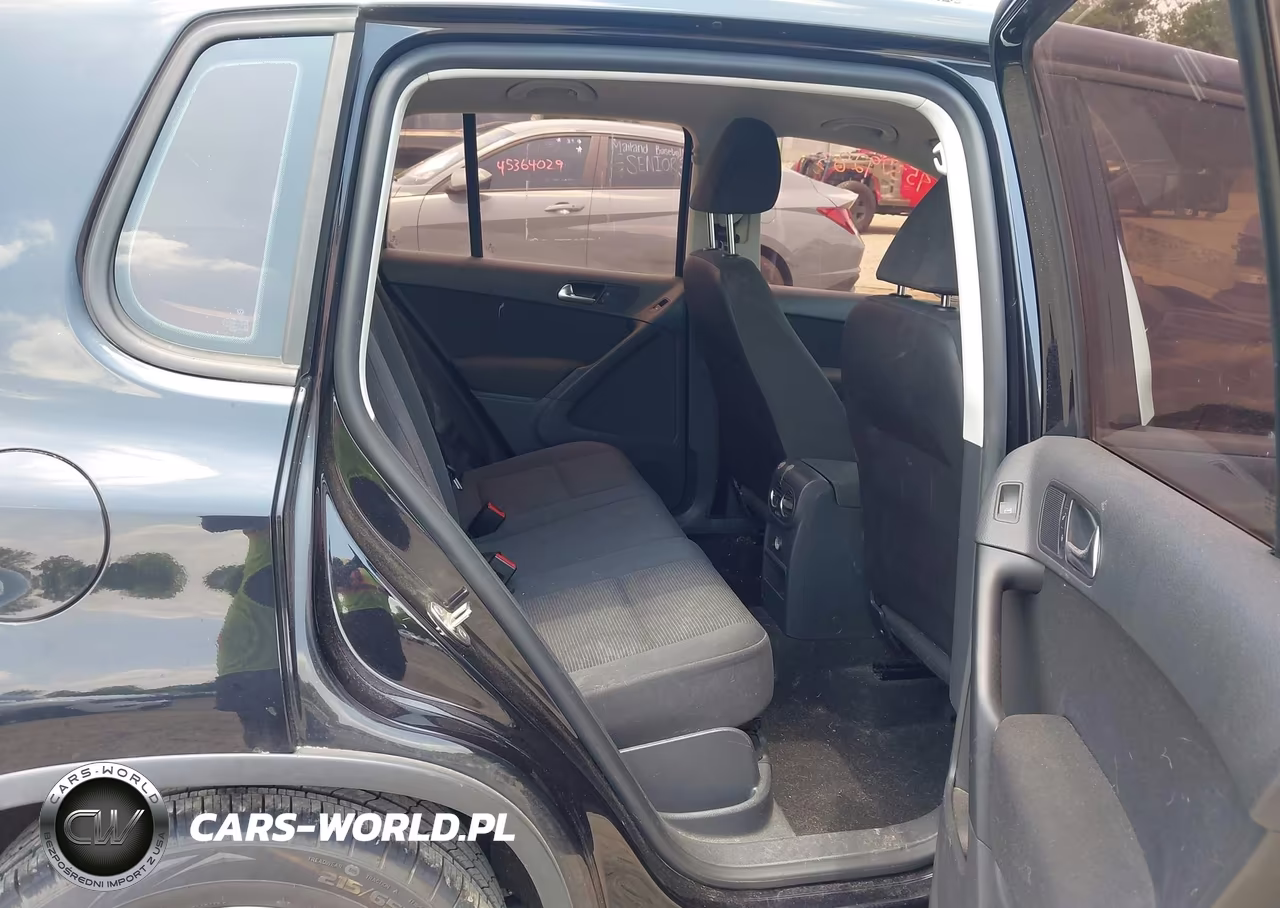 2013 Volkswagen Tiguan S VIN:WVGAV7AX6DW539005 - 8