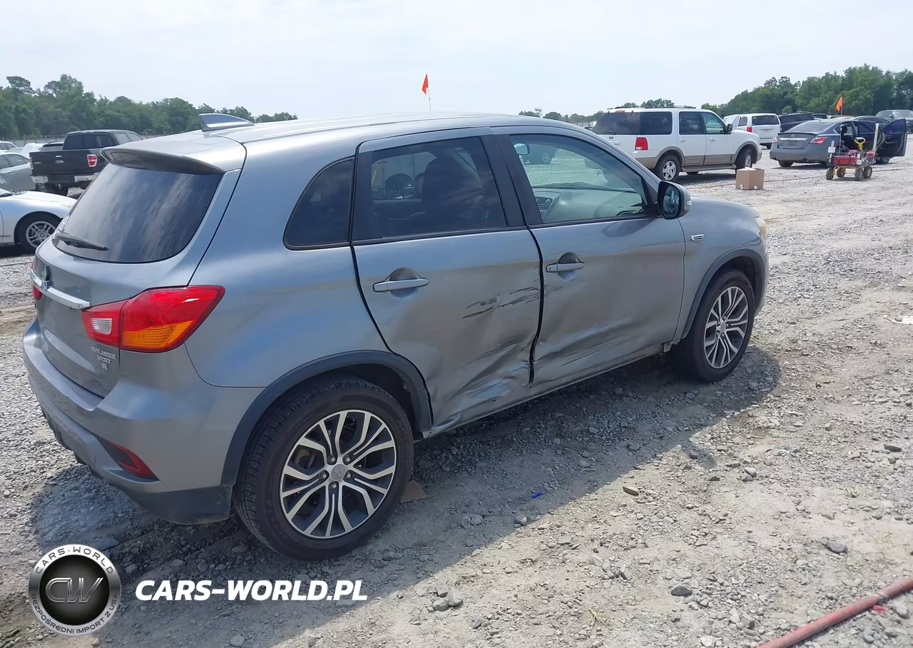 2018 Mitsubishi Outlander Sport 2.4 Se VIN:JA4AP3AW6JZ034312 - 4