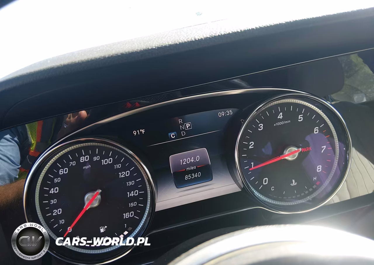 2019 Mercedes-Benz E 300 4Matic VIN:WDDZF4KB7KA622979 - 7