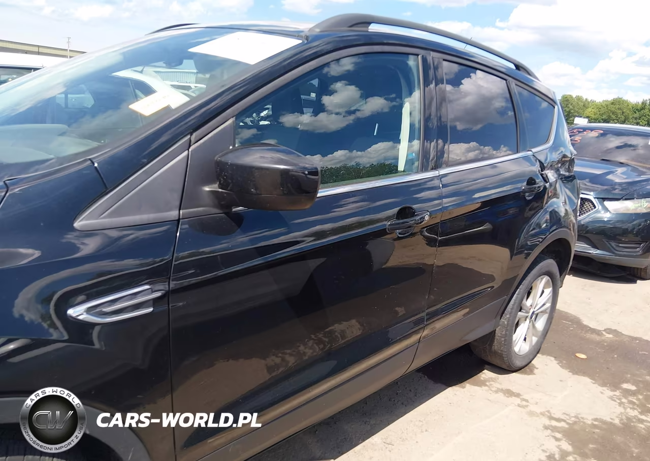 2018 Ford Escape Se VIN:1FMCU9GD4JUA30056 - 15