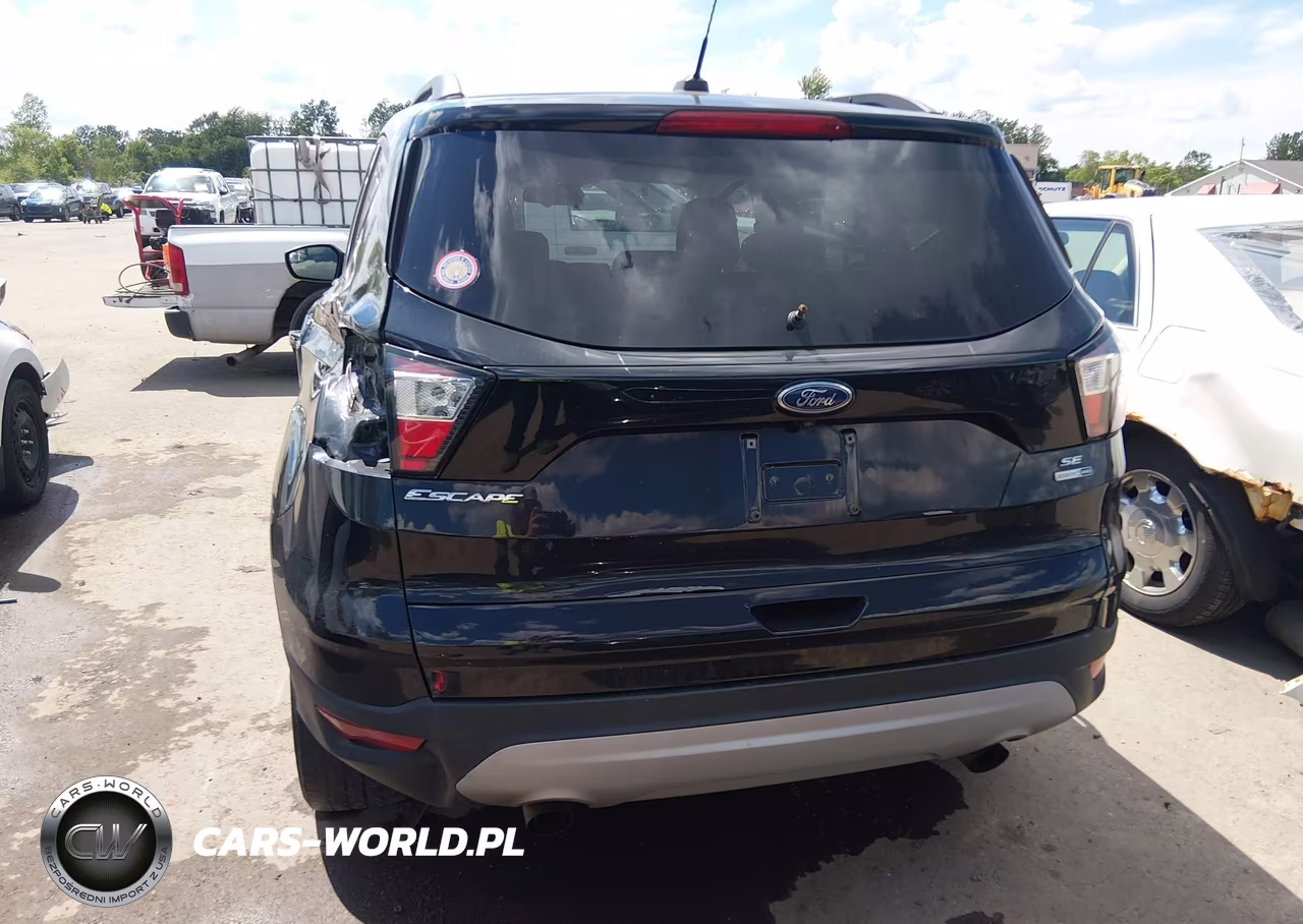 2018 Ford Escape Se VIN:1FMCU9GD4JUA30056 - 17