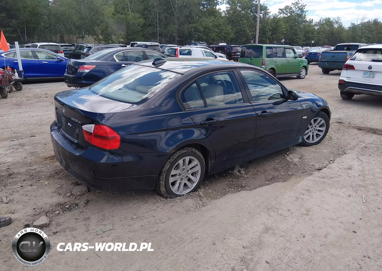 2007 BMW 328Xi VIN:WBAVC93567KX59319 - 4