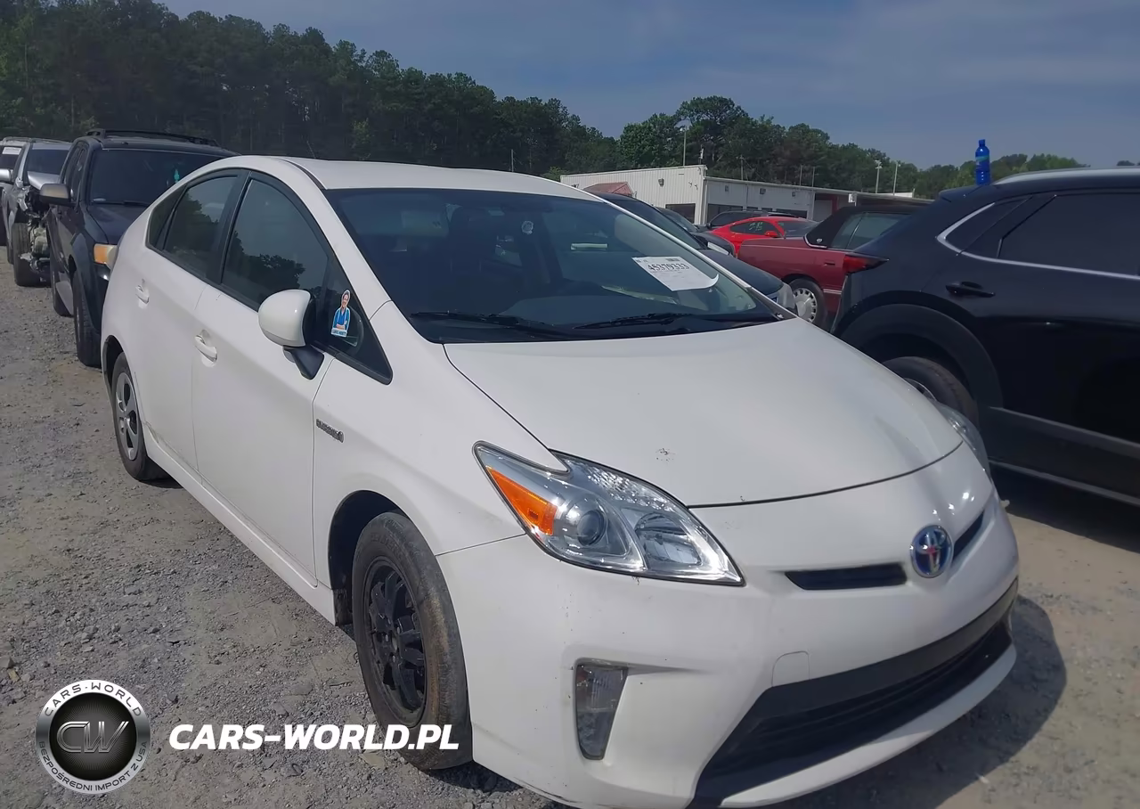 2015 Toyota Prius Two – zdjęcie 1 z 16