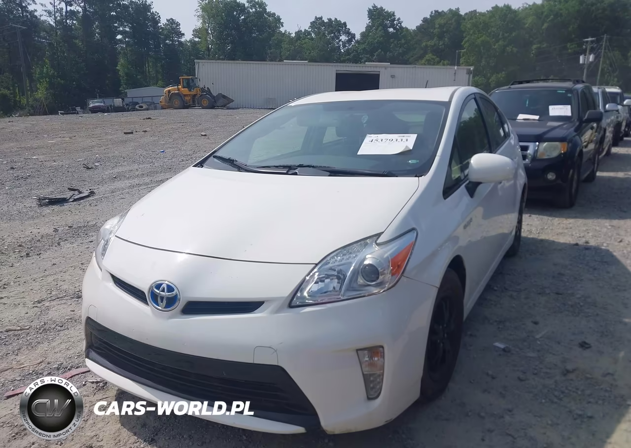 2015 Toyota Prius Two VIN:JTDKN3DU4F1952513 - 2