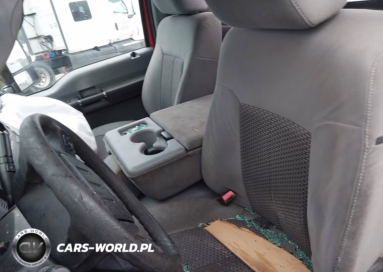 2015 Ford F-550 Chassis Xl VIN:1FDUF5HT7FEB40792 - 6