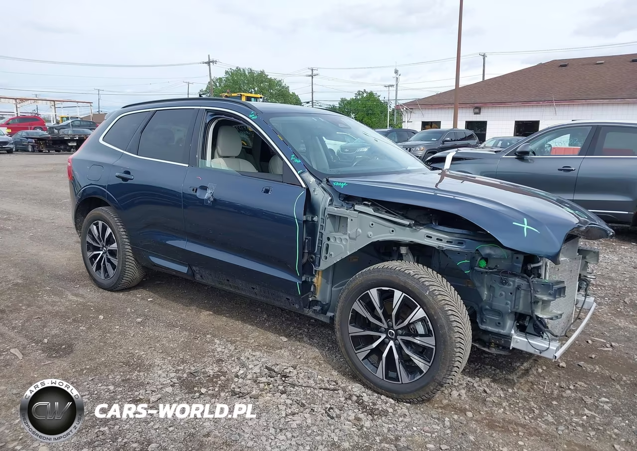 2023 Volvo Xc60 B5 Core – zdjęcie 1 z 19