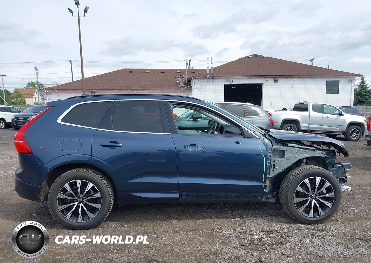 2023 Volvo Xc60 B5 Core VIN:YV4L12RVXP1300523 - 14