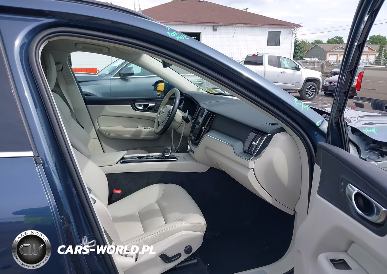2023 Volvo Xc60 B5 Core VIN:YV4L12RVXP1300523 - 5