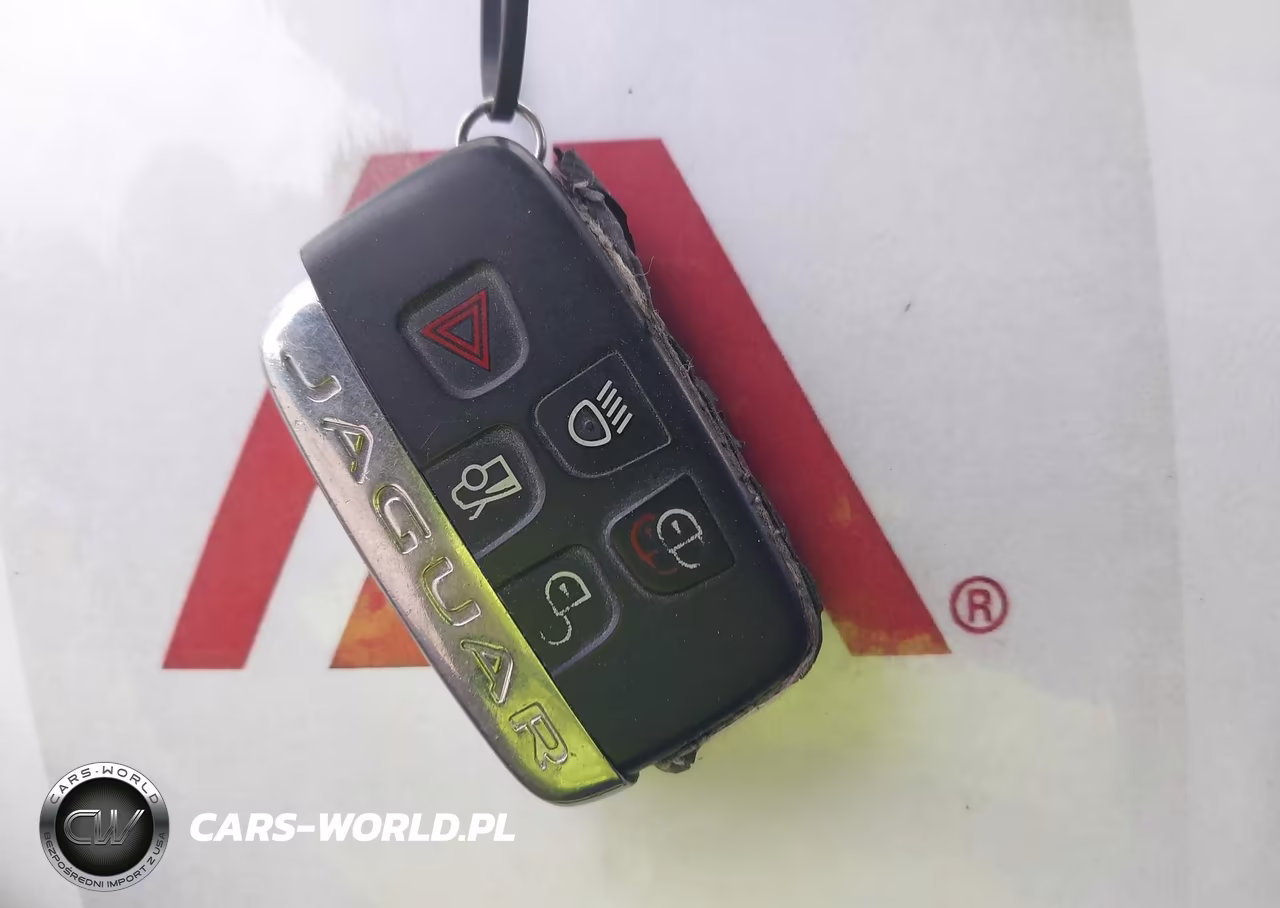 2017 Jaguar Xe 35T R-Sport VIN:SAJAF4BVXHA961344 - 11